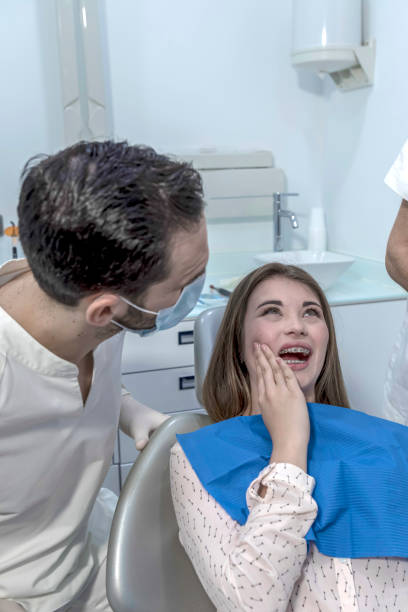 Best Emergency Dental Services for Seniors in Marine City, MI